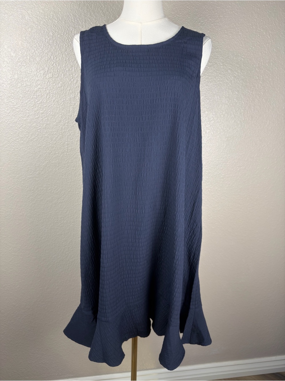 NWT Tommy Hilfiger Navy Textured Sleeveless Midi Dress